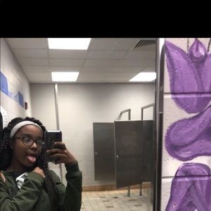 Meet your Posher, Tonynae